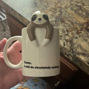 Coffee mug w/ sloth